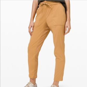 Beyound the Studio Pant Slim